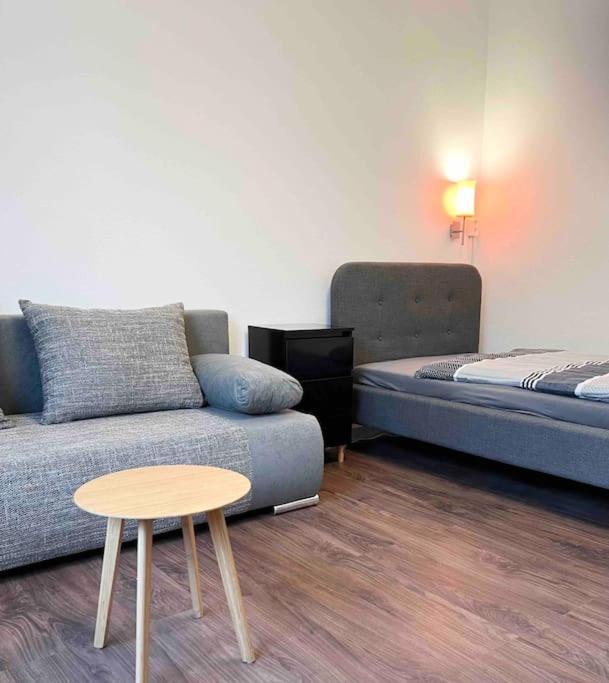 Duesseldorf Messe And Airport, 2-Bedroom Apartment With Kitchen And Garden Duisburg Exteriör bild